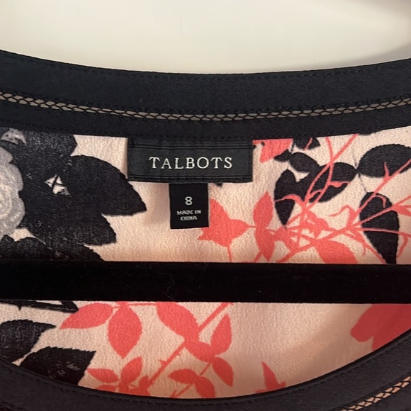 Talbots Women’s Floral Blouse - Picture 6 of 7